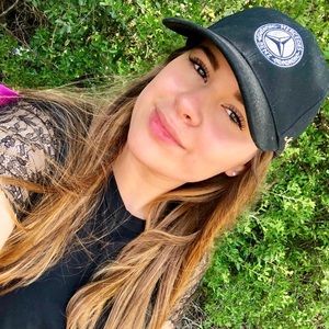 Meet your Posher, Diana